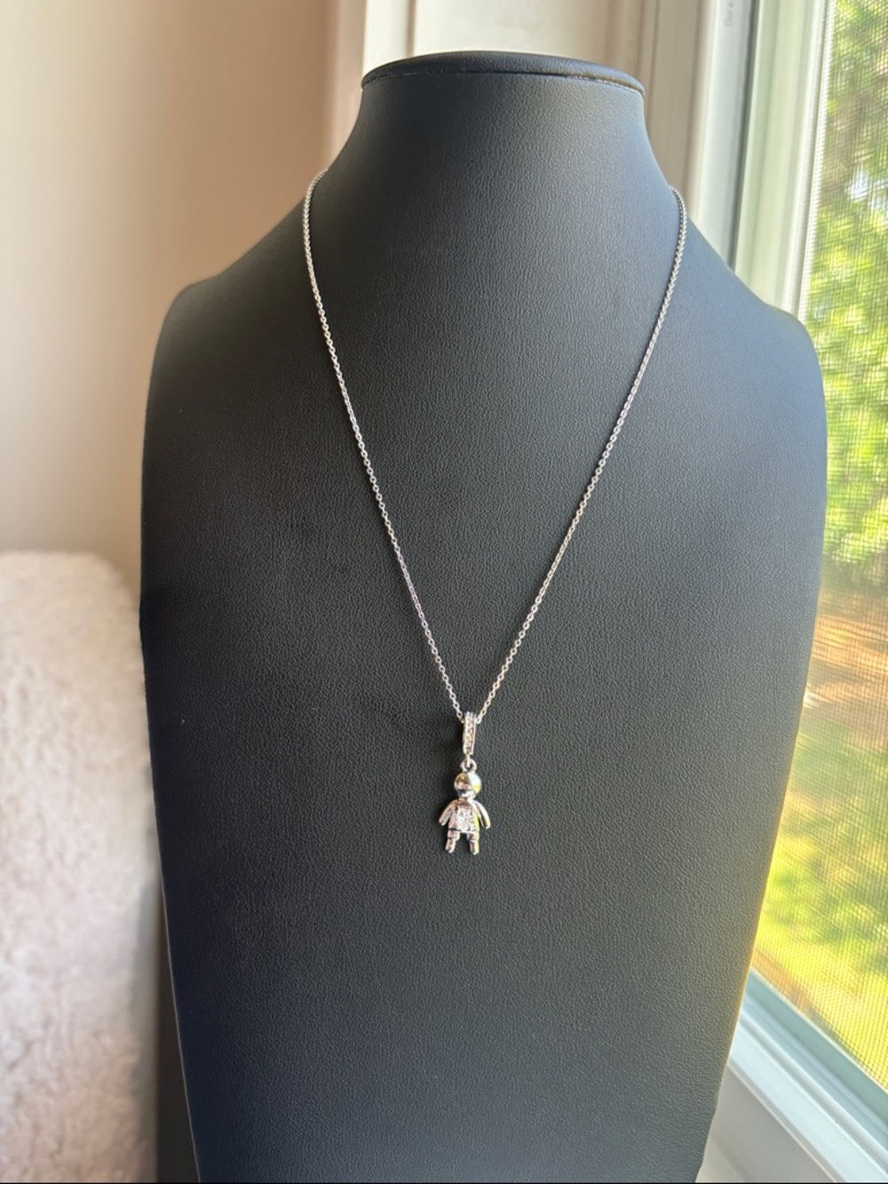 Silver CZ Heart Mom Necklace, 18k White Gold Plated, Mother’s Day Gift in Box - Picture 9 of 12